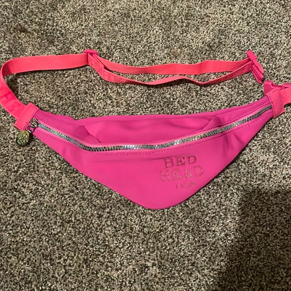 Bed head Fanny pack! - Picture 1 of 3